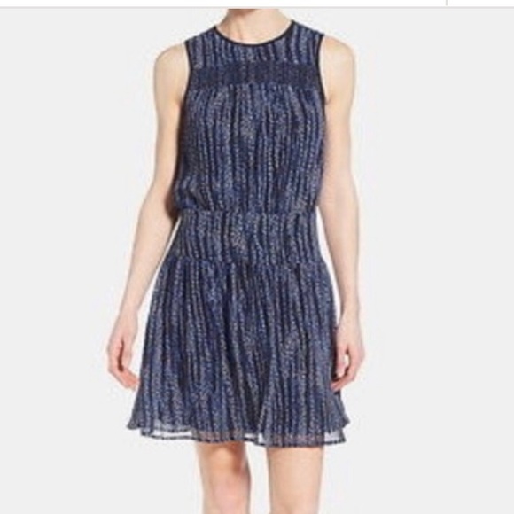 MICHAEL Michael Kors Dresses & Skirts - Michael kors sleeveless chiffon floral dress